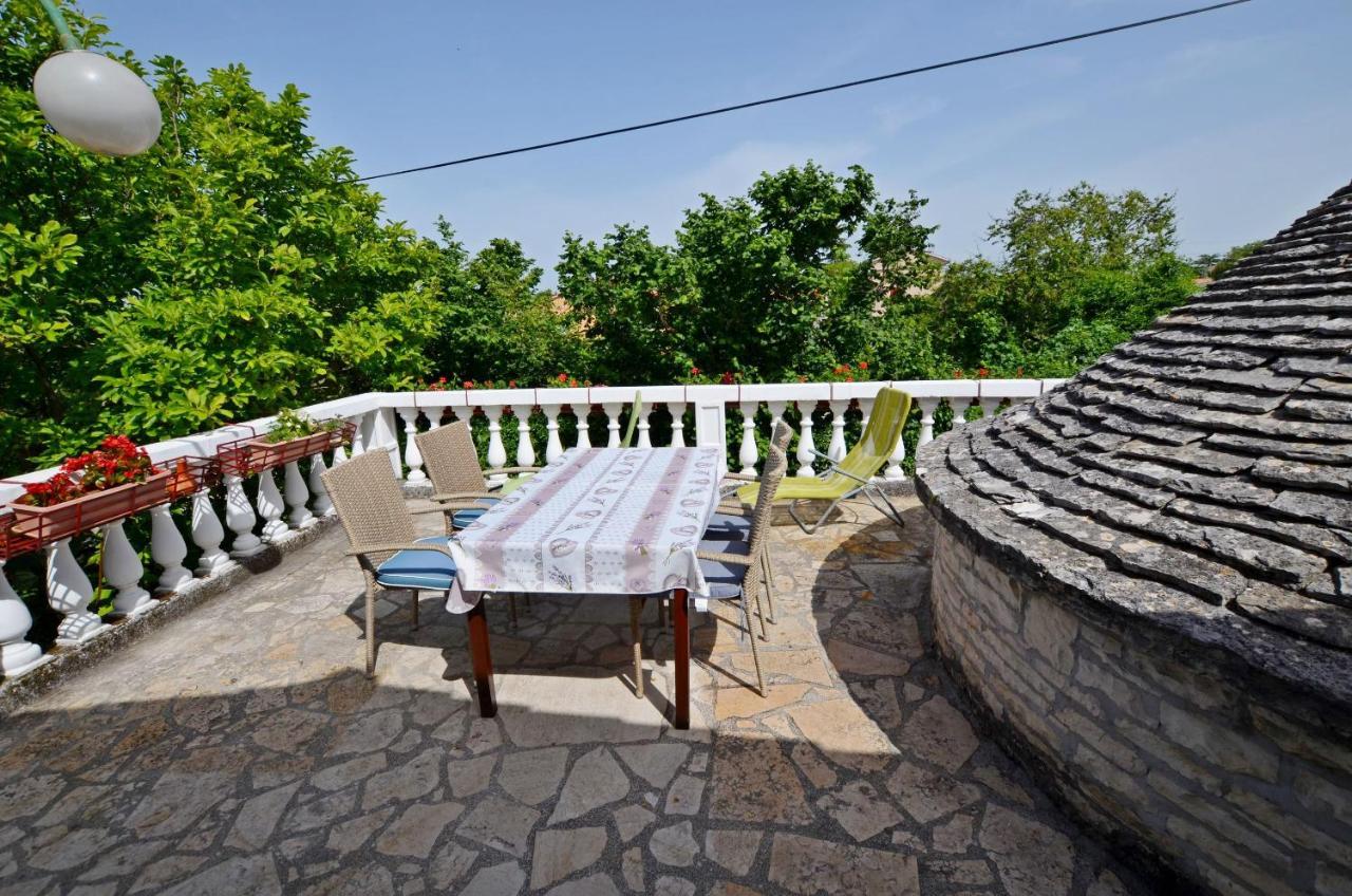 Apartment Amedea Kanfanar Bagian luar foto