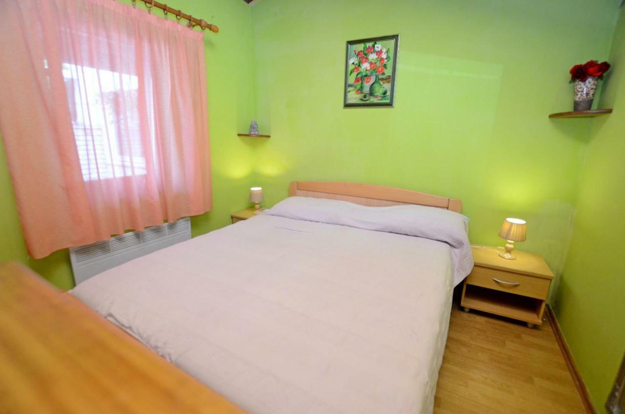 Apartment Amedea Kanfanar Bagian luar foto